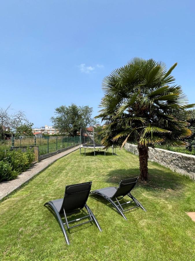 La Santina Y Su Jardin Apartment Aviles Luaran gambar